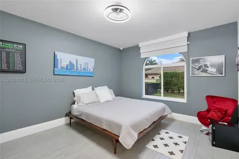 2235 SW 105th Terrace Davie FL 33324