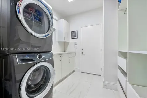2235 SW 105th Terrace Davie FL 33324