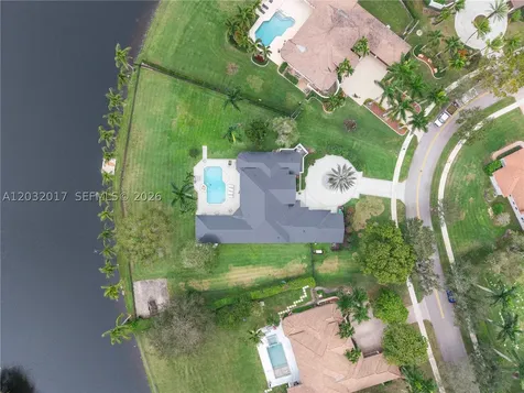 2235 SW 105th Terrace Davie FL 33324