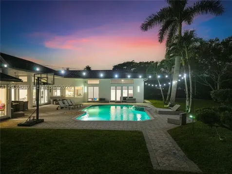2235 SW 105th Terrace Davie FL 33324