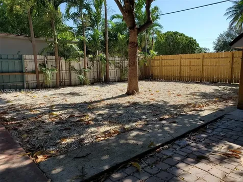 10341 NW 6th Avenue Miami FL 33150