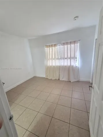 7989 NW 8th Street Miami FL 33126