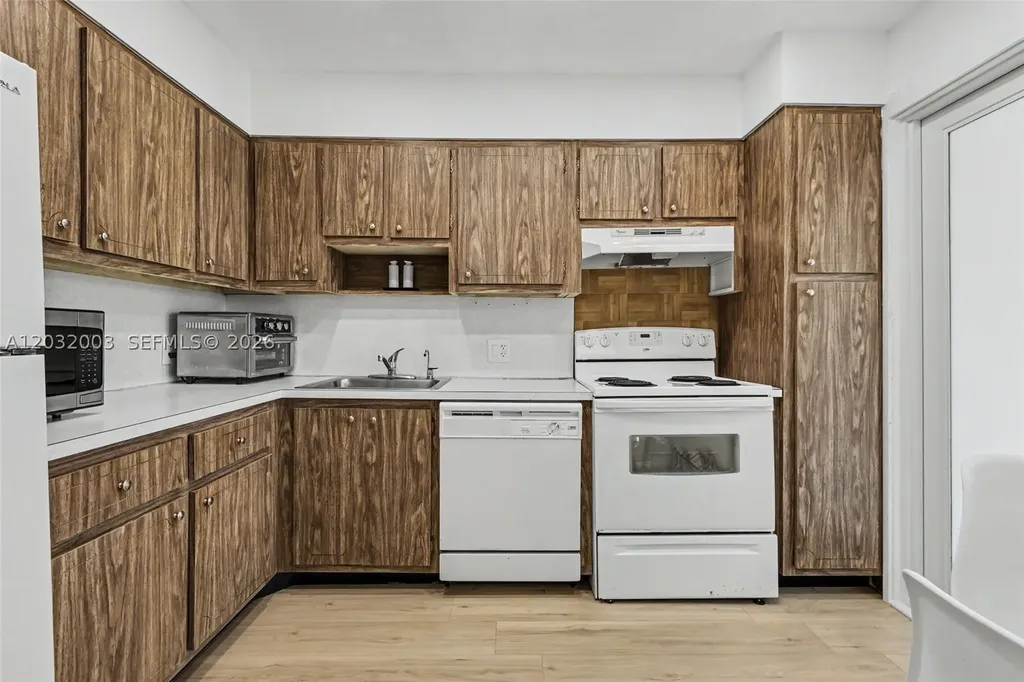 3150 N Palm Aire Drive Pompano Beach FL 33069