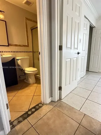 851 NE 207th Terrace Miami FL 33179