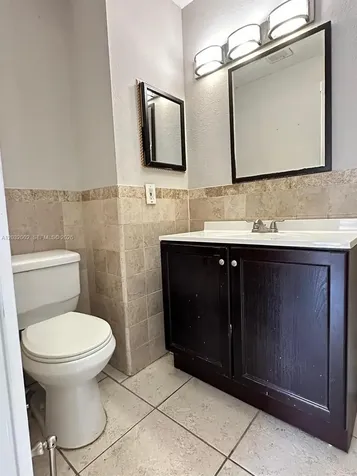 851 NE 207th Terrace Miami FL 33179