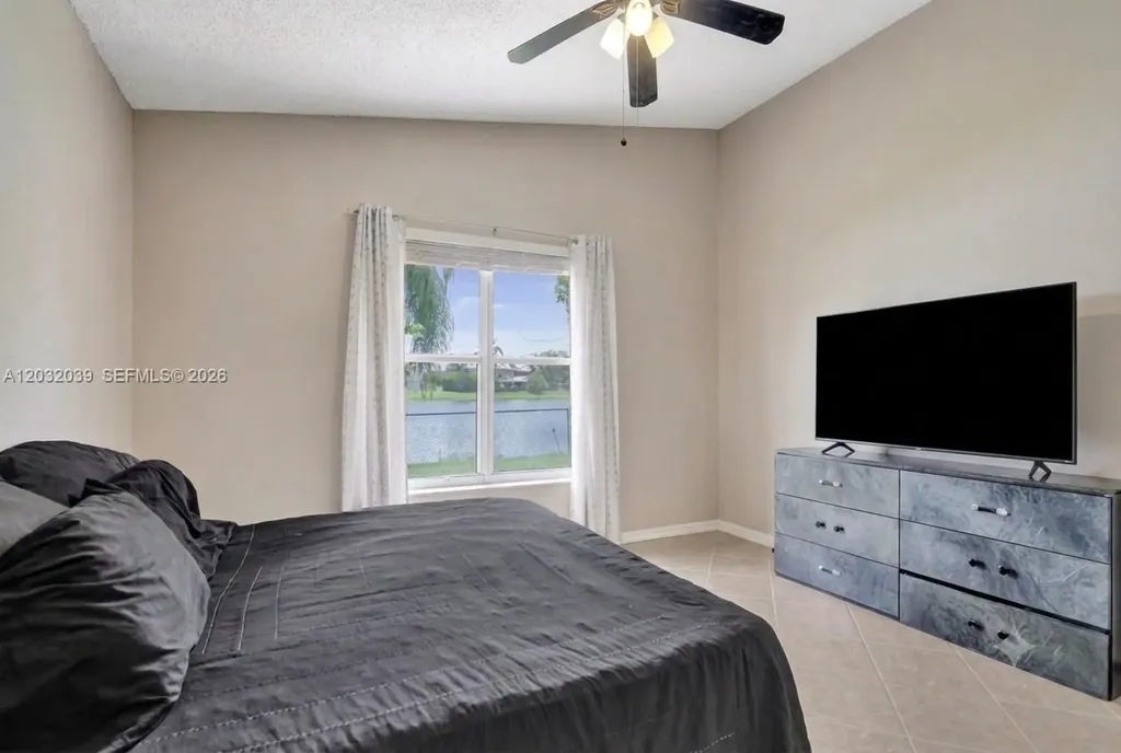 5272 NW 117th Avenue Coral Springs FL 33076
