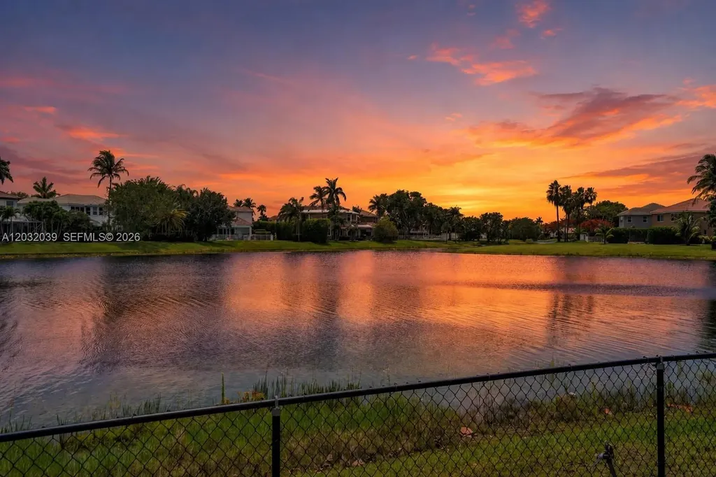 5272 NW 117th Avenue Coral Springs FL 33076