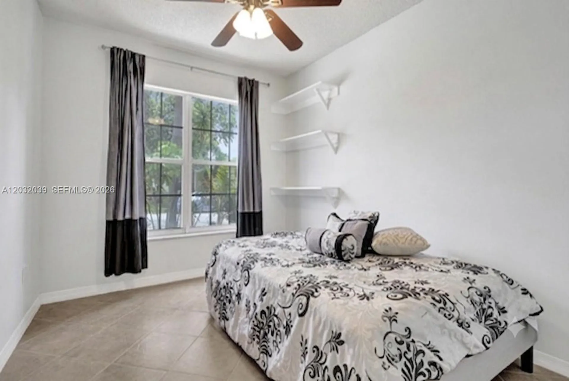 5272 NW 117th Avenue Coral Springs FL 33076