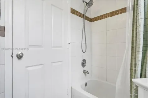 5272 NW 117th Avenue Coral Springs FL 33076
