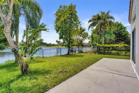 5272 NW 117th Avenue Coral Springs FL 33076