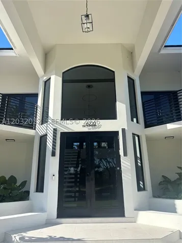 6220 SW 144th Street Coral Gables FL 33158