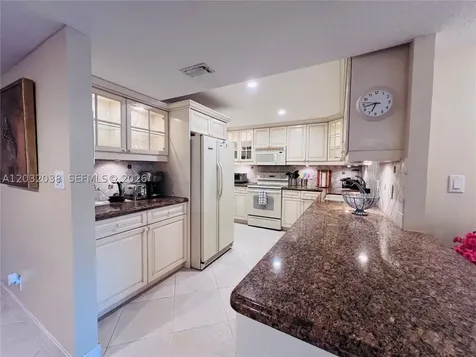 5000 N Ocean Boulevard Lauderdale By The Sea FL 33308
