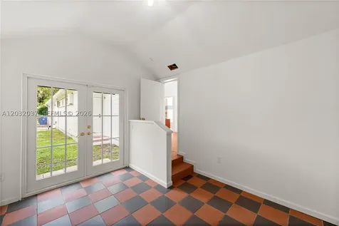 440 SW 29th Road Miami FL 33129