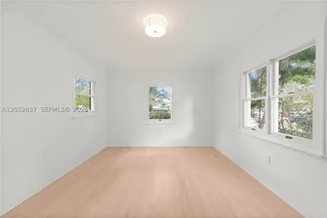 440 SW 29th Road Miami FL 33129
