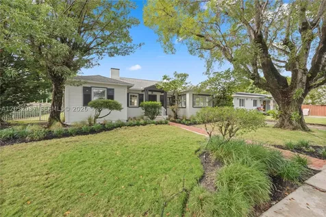 440 SW 29th Road Miami FL 33129
