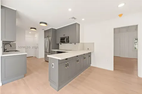 440 SW 29th Road Miami FL 33129