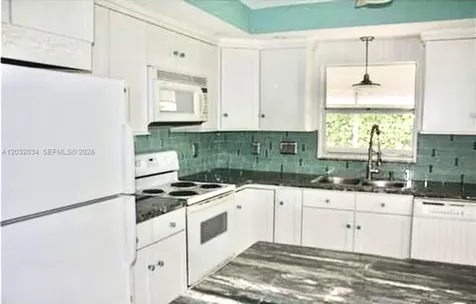 600 SE 19th Drive Homestead FL 33033