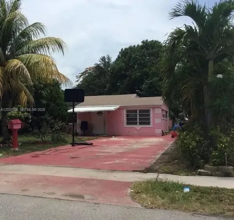 1466 NE 177th Street North Miami Beach FL 33162