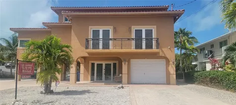 51 W Plaza Del Lago Islamorada FL 33036