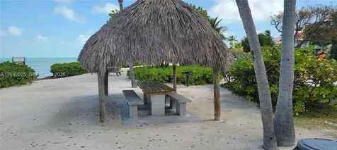 51 W Plaza Del Lago Islamorada FL 33036