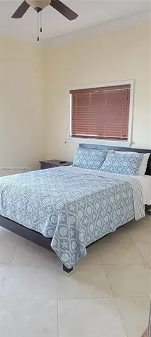 51 W Plaza Del Lago Islamorada FL 33036