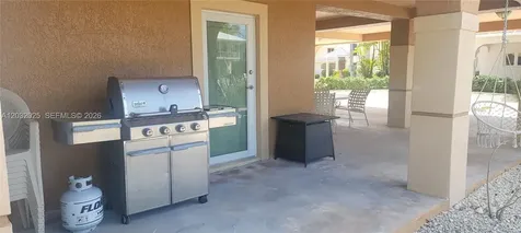 51 W Plaza Del Lago Islamorada FL 33036