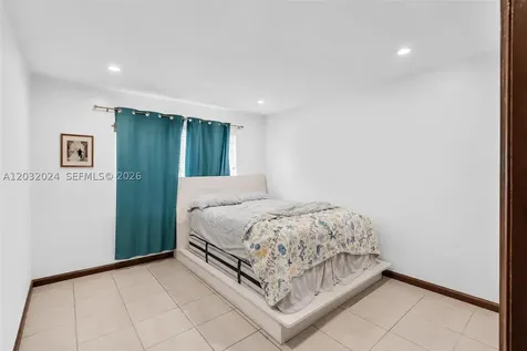 19901 Highland Lakes Boulevard Miami FL 33179