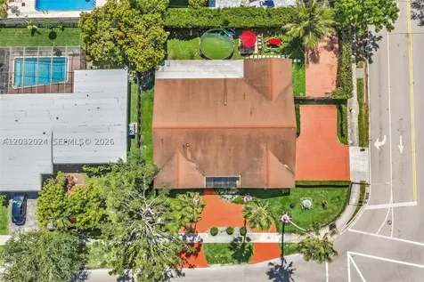 19901 Highland Lakes Boulevard Miami FL 33179