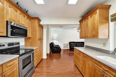 7421 NW 8th Court Plantation FL 33317