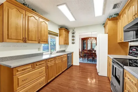 7421 NW 8th Court Plantation FL 33317
