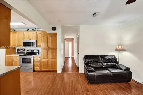 7421 NW 8th Court Plantation FL 33317