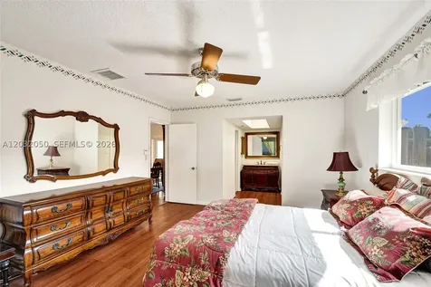 7421 NW 8th Court Plantation FL 33317