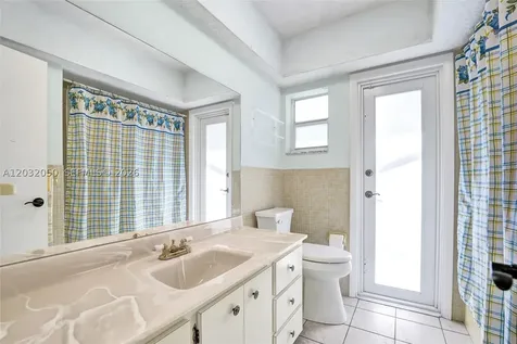 7421 NW 8th Court Plantation FL 33317