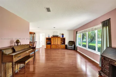 7421 NW 8th Court Plantation FL 33317