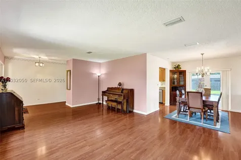 7421 NW 8th Court Plantation FL 33317