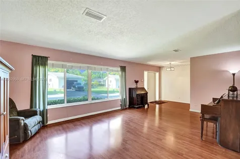 7421 NW 8th Court Plantation FL 33317