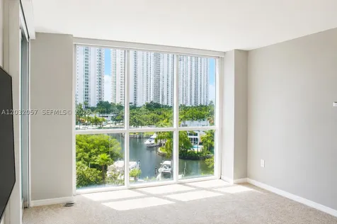 16400 Collins Avenue Sunny Isles Beach FL 33160