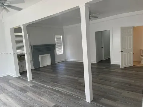 817 4th Street West Palm Beach FL 33401