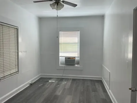 817 4th Street West Palm Beach FL 33401
