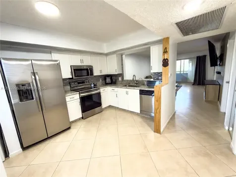 1200 SW 137th Avenue Pembroke Pines FL 33027