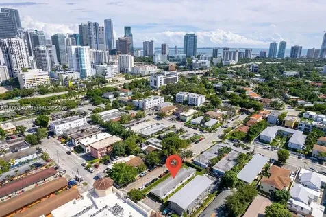 900 SW 5th Avenue Miami FL 33130