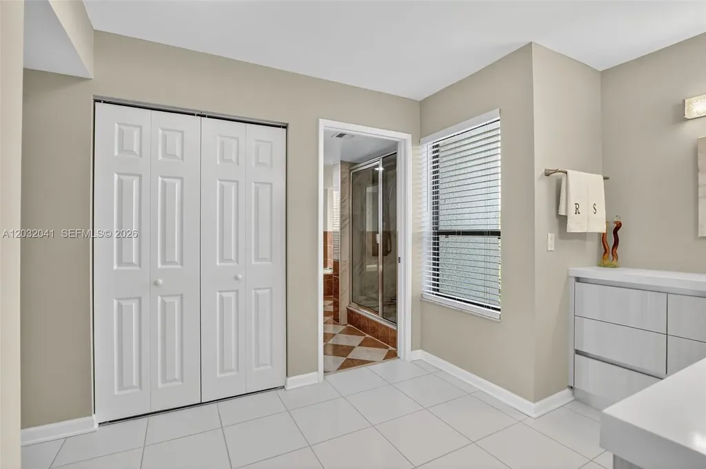 5901 Camino Del Sol Boca Raton FL 33433
