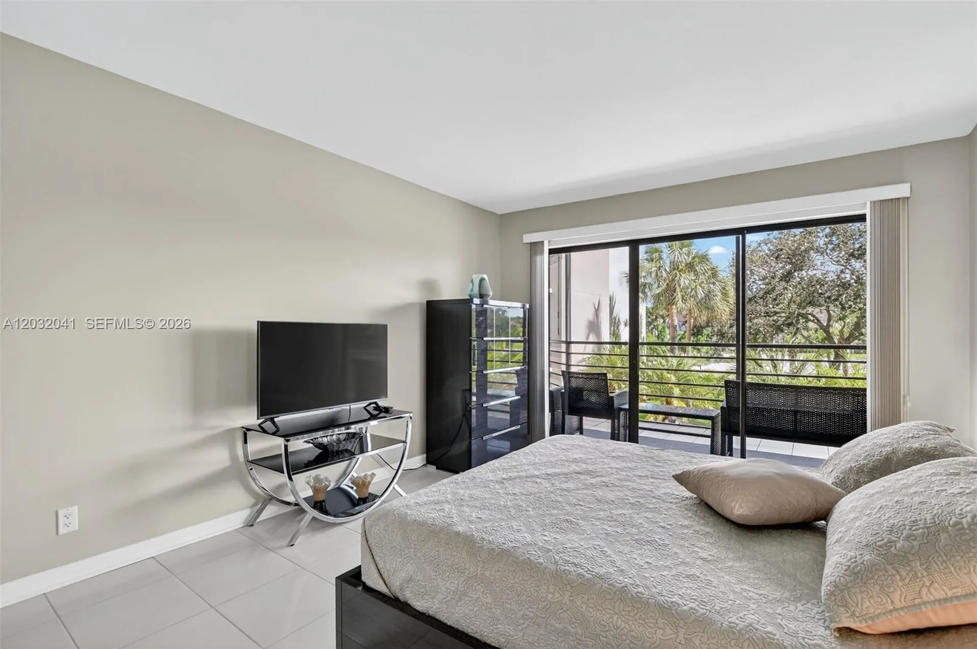 5901 Camino Del Sol Boca Raton FL 33433