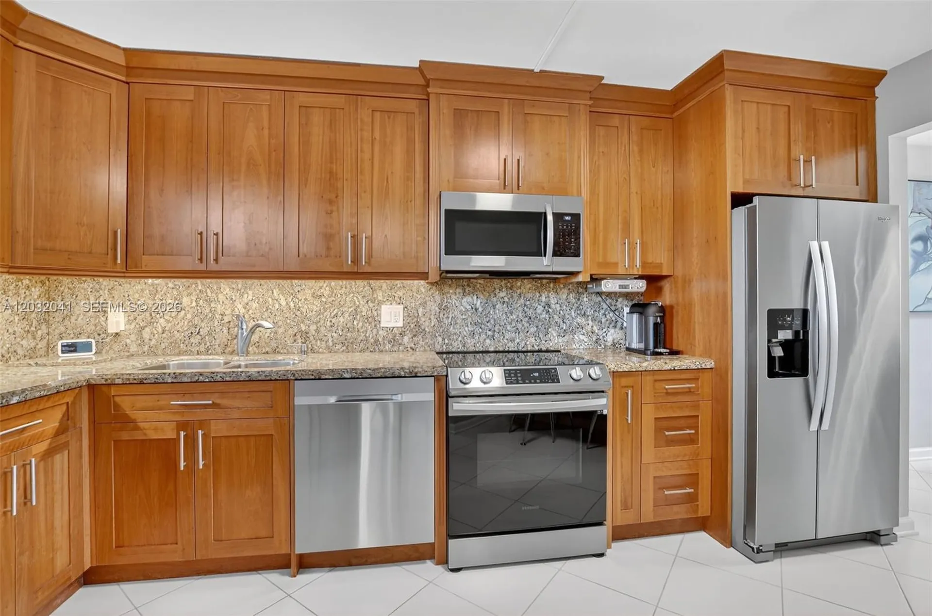 5901 Camino Del Sol Boca Raton FL 33433