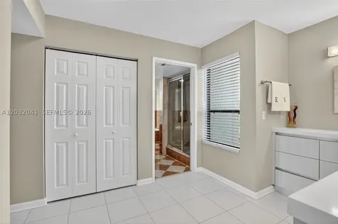 5901 Camino Del Sol Boca Raton FL 33433