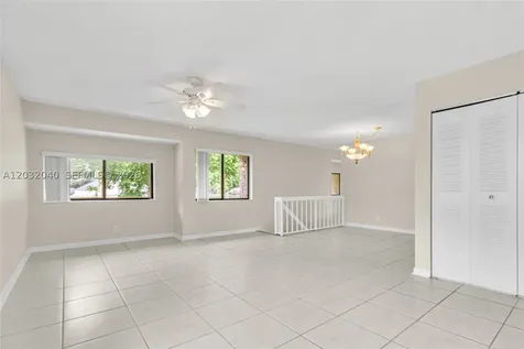 96 Wimbledon Lake Drive Plantation FL 33324