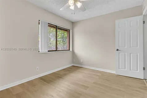 96 Wimbledon Lake Drive Plantation FL 33324