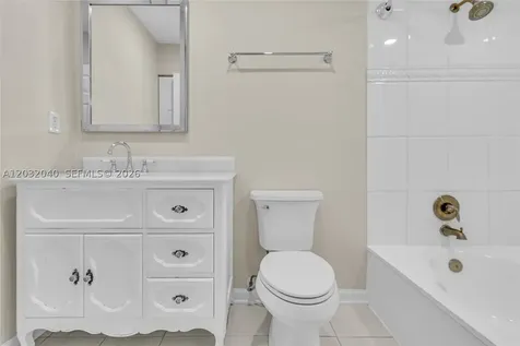 96 Wimbledon Lake Drive Plantation FL 33324