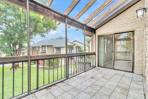 96 Wimbledon Lake Drive Plantation FL 33324