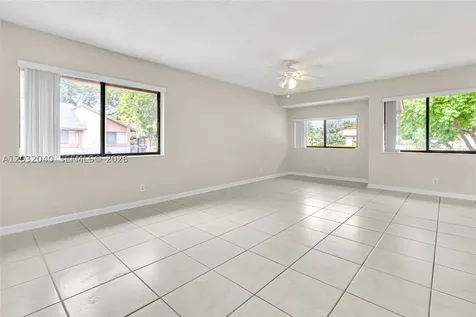 96 Wimbledon Lake Drive Plantation FL 33324